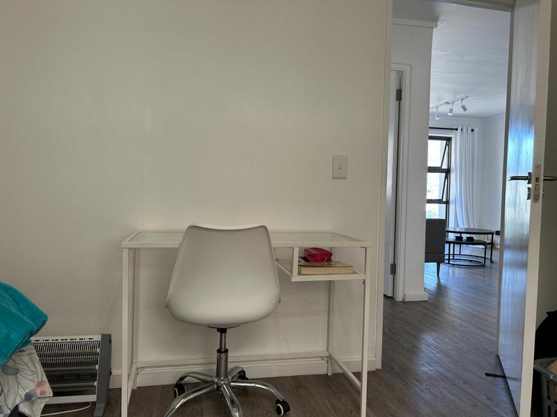 2 Bedroom Property for Sale in Zonnebloem Western Cape